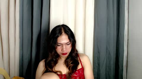Christine online show from 06-18-26, 09:30