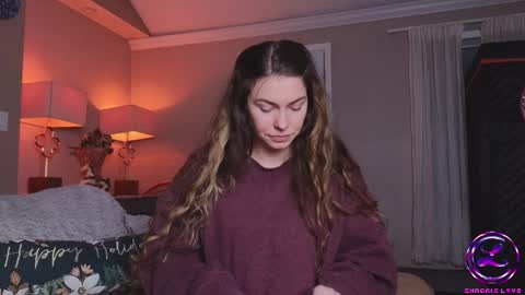 Snapshot of chroniclove chatting on 01-12-25, 01:21 Marley online show from 01-12-25, 01:21