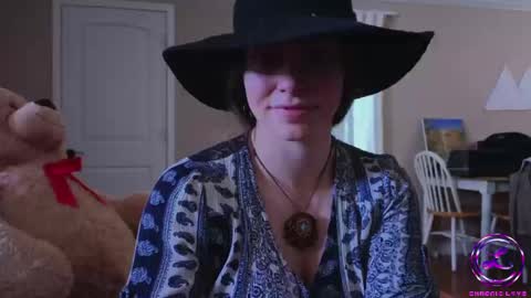 Snapshot of chroniclove chatting on 02-28-25, 09:23 Marley online show from 02-28-25, 09:23