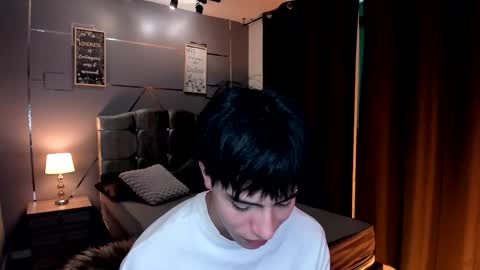 chrristopher77 online show from 09-20-25, 04:19