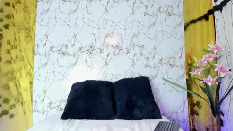 Christal Golden online show from 10-04-25, 06:39