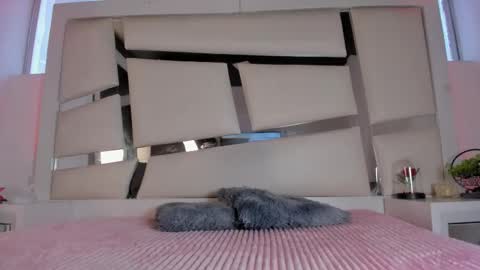 instagram chrystaljade.1 online show from 02-17-26, 01:29