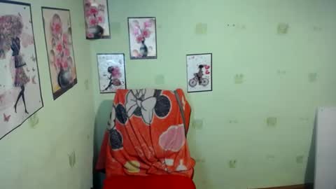 Diana online show from 02-16-25, 04:10