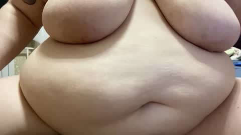 Kat online show from 11-25-25, 02:39