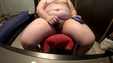 Snapshot of chubbystrokemuch chatting on 02-28-25, 04:31 Jerry online show from 02-28-25, 04:31