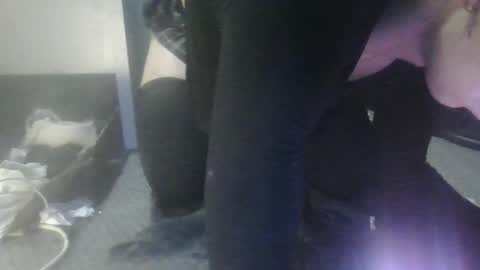 Snapshot of chunn_cumdump chatting on 11-11-25, 01:49 public femboi372 online show from 11-11-25, 01:49