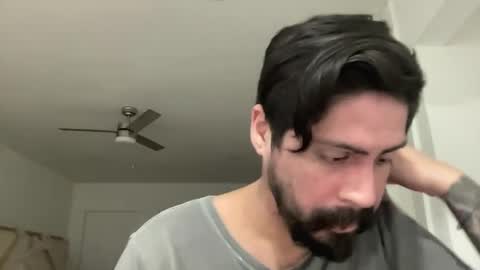 Snapshot of churris14 chatting on 12-17-24, 01:50 Alex online show from 12-17-24, 01:50