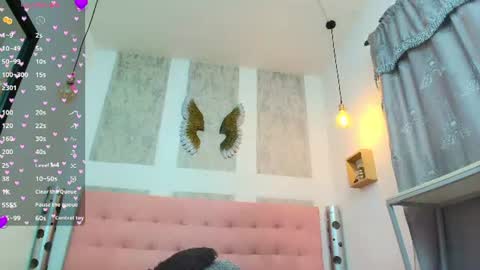 Snapshot of ciara_connor chatting on 06-22-26, 04:09 ... ... online show from 06-22-26, 04:09