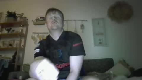 ciasnsyrize1996 online show from 02-25-25, 09:46