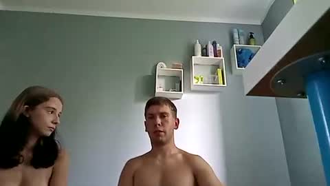 Snapshot of cichy2004 chatting on 07-12-26, 05:59 cichy2004 online show from 07-12-26, 05:59