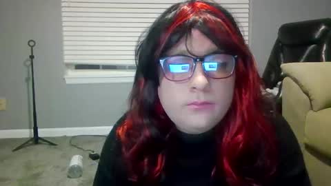 Snapshot of cincinnaticd21 chatting on 10-19-25, 05:52 cincinnaticd21 online show from 10-19-25, 05:52