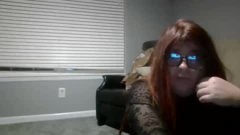 Snapshot of cincinnaticd21 chatting on 10-26-25, 05:57 cincinnaticd21 online show from 10-26-25, 05:57