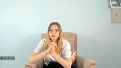 Tisha online show from 04-21-26, 07:36