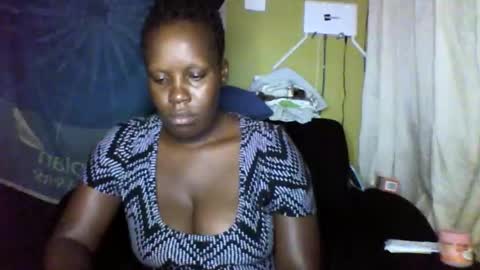 Snapshot of cinddy_14 chatting on 06-10-26, 07:02 cinddy 14 online show from 06-10-26, 07:02