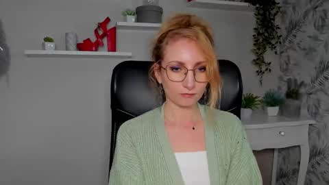 Cinderella online show from 03-10-26, 06:29