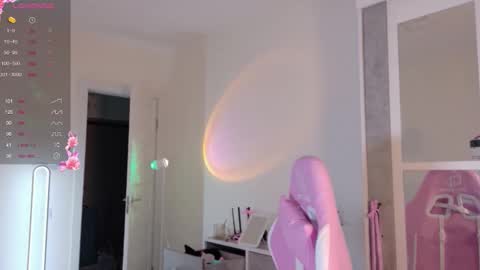 Maddy online show from 10-13-25, 05:07