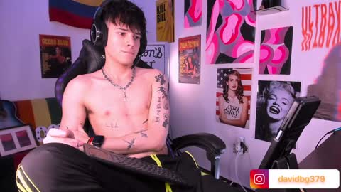 David     Independent Model online show from 02-07-25, 05:10