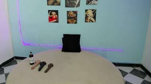 Cinthya online show from 05-15-26, 06:26