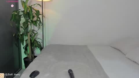 Snapshot of cintya_brown chatting on 04-28-26, 02:11 Sofia OF online show from 04-28-26, 02:11