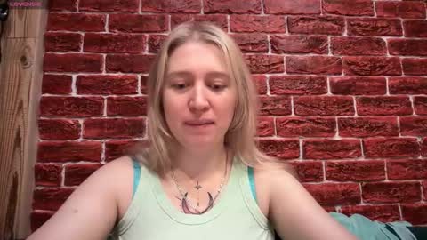 citrusblissss online show from 11-22-25, 02:43