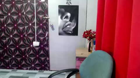 citygirl_squirtx online show from 10-23-25, 06:17