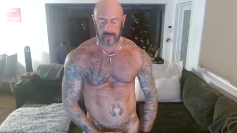 SoFLoBiHungDude online show from 12-23-24, 08:44