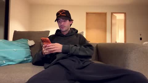 ckeefer96 online show from 02-09-26, 12:36