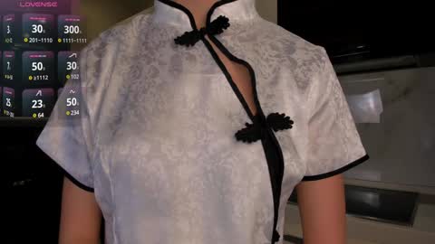 Claire online show from 01-12-25, 07:11