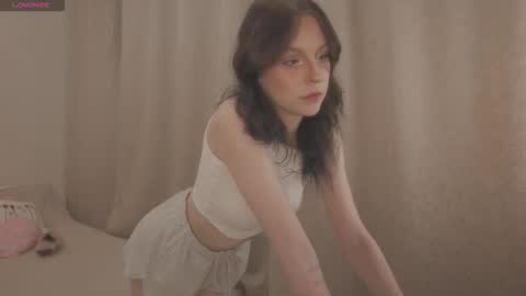 Snapshot of claire_bennett chatting on 09-11-25, 02:33 Claire Bennett online show from 09-11-25, 02:33