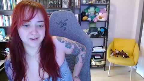 Claire online show from 04-23-26, 12:45