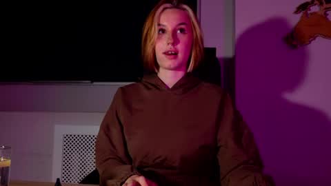 Claire online show from 06-29-26, 02:39