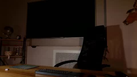 Claire online show from 07-05-26, 02:57