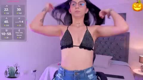 clairemillerx online show from 10-29-25, 08:43