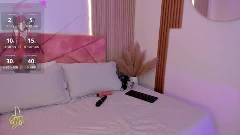 clairemillerx online show from 04-22-26, 11:39