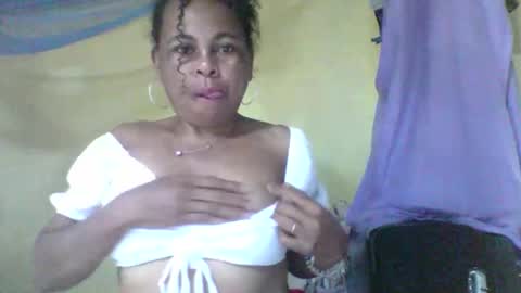 clairette9794 online show from 06-07-26, 03:21