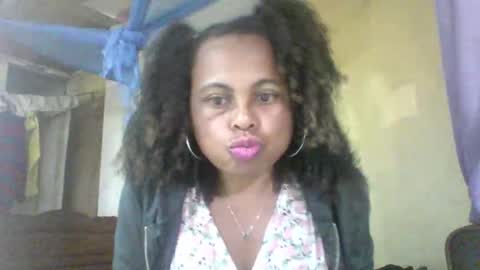 clairette9794 online show from 06-08-26, 07:36