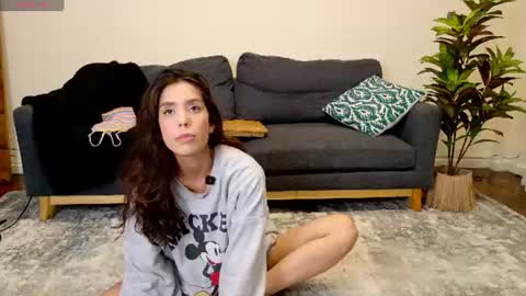 clairevarhol online show from 06-15-26, 12:02