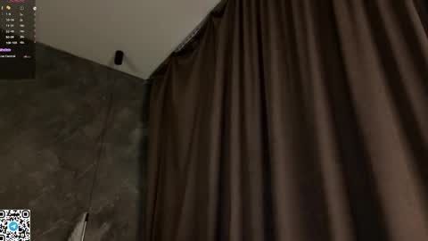 Im Amy online show from 10-27-25, 01:09