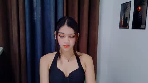 YOUR HUNTER GODDESS online show from 07-22-26, 05:54