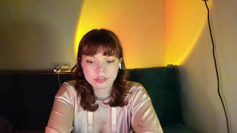 Snapshot of clancyosbourne chatting on 12-18-24, 12:54 Clancy online show from 12-18-24, 12:54