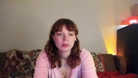 Snapshot of clancyosbourne chatting on 01-19-25, 07:58 Clancy online show from 01-19-25, 07:58