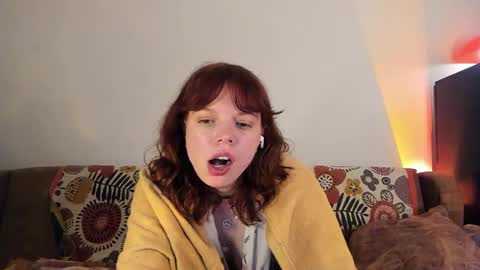 Snapshot of clancyosbourne chatting on 01-28-25, 01:29 Clancy online show from 01-28-25, 01:29
