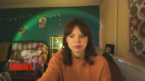 Snapshot of clancyosbourne chatting on 03-02-25, 11:42 Clancy online show from 03-02-25, 11:42