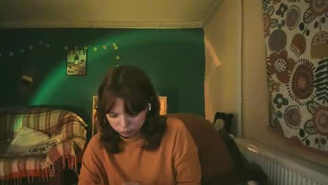 Snapshot of clancyosbourne chatting on 03-04-25, 08:38 Clancy online show from 03-04-25, 08:38