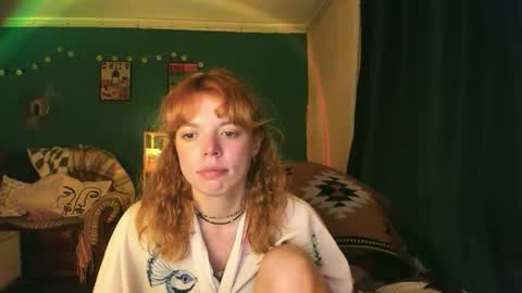 Snapshot of clancyosbourne chatting on 09-16-25, 05:58 Clancy online show from 09-16-25, 05:58