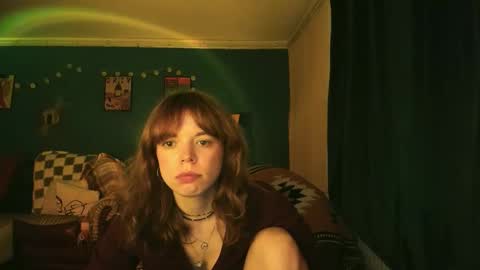 Snapshot of clancyosbourne chatting on 09-27-25, 05:51 Clancy online show from 09-27-25, 05:51