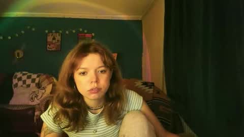 Snapshot of clancyosbourne chatting on 09-30-25, 06:13 Clancy online show from 09-30-25, 06:13