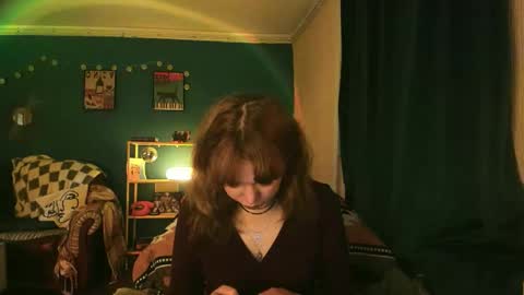 Snapshot of clancyosbourne chatting on 10-06-25, 06:49 Clancy online show from 10-06-25, 06:49