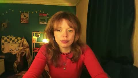 Snapshot of clancyosbourne chatting on 10-17-25, 06:43 Clancy online show from 10-17-25, 06:43