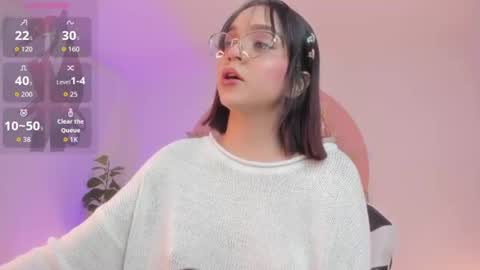 Snapshot of clara_lu chatting on 07-10-26, 03:00 C L A R A online show from 07-10-26, 03:00